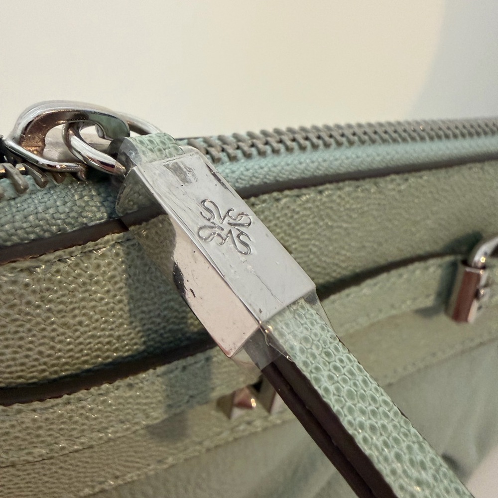 Simply Vera Vera Wang Mint Green Zip Top Clutch - Picture 11 of 14